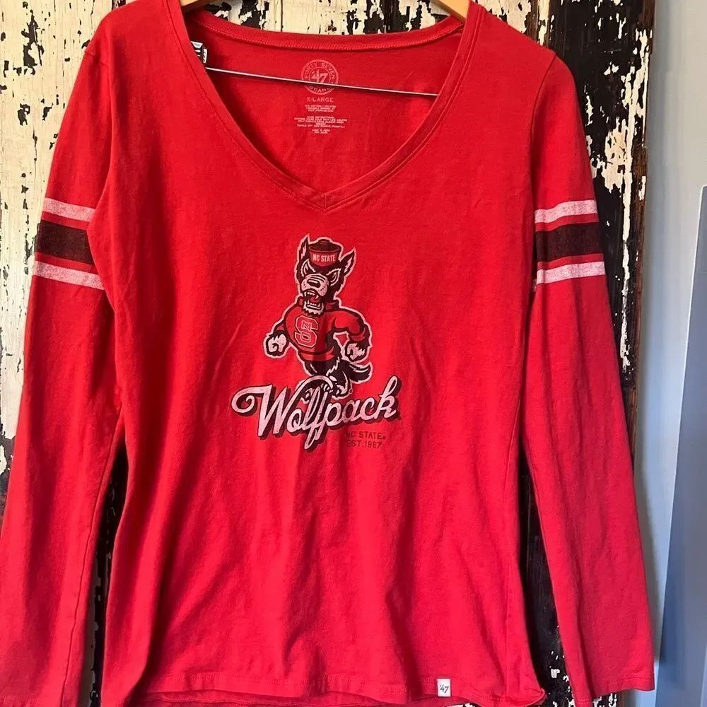 NC State NC  47’ women’s V-neck retro L/S T-shirt. Size XL.
